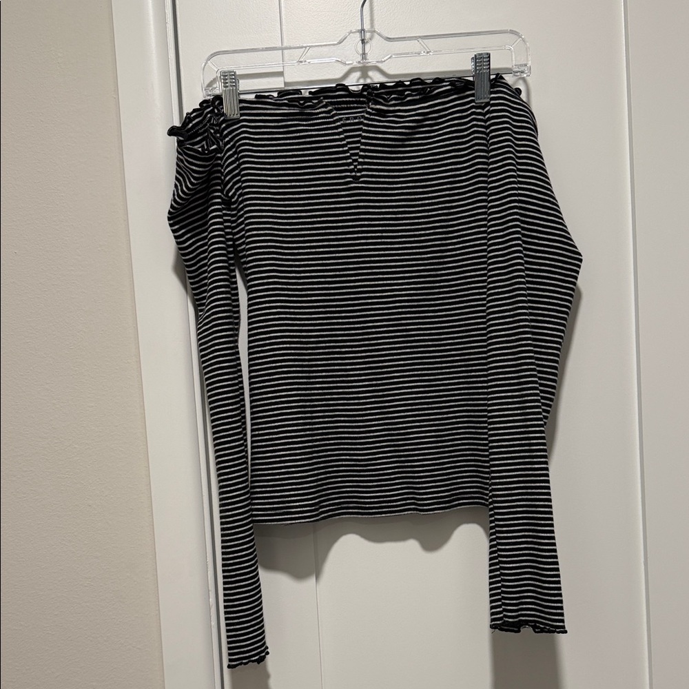 Aeropostale Black and White Striped Top